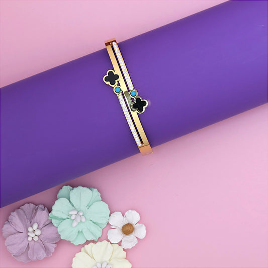 Clover Glint Bracelet
