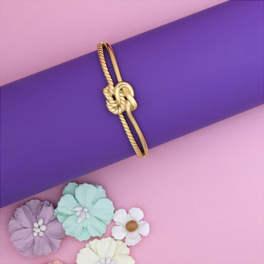 Boundless Knot Bracelet