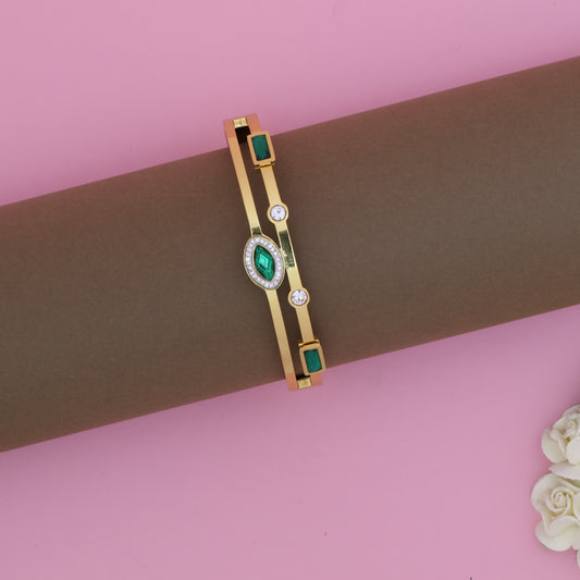Regal Emerald Line Bracelet